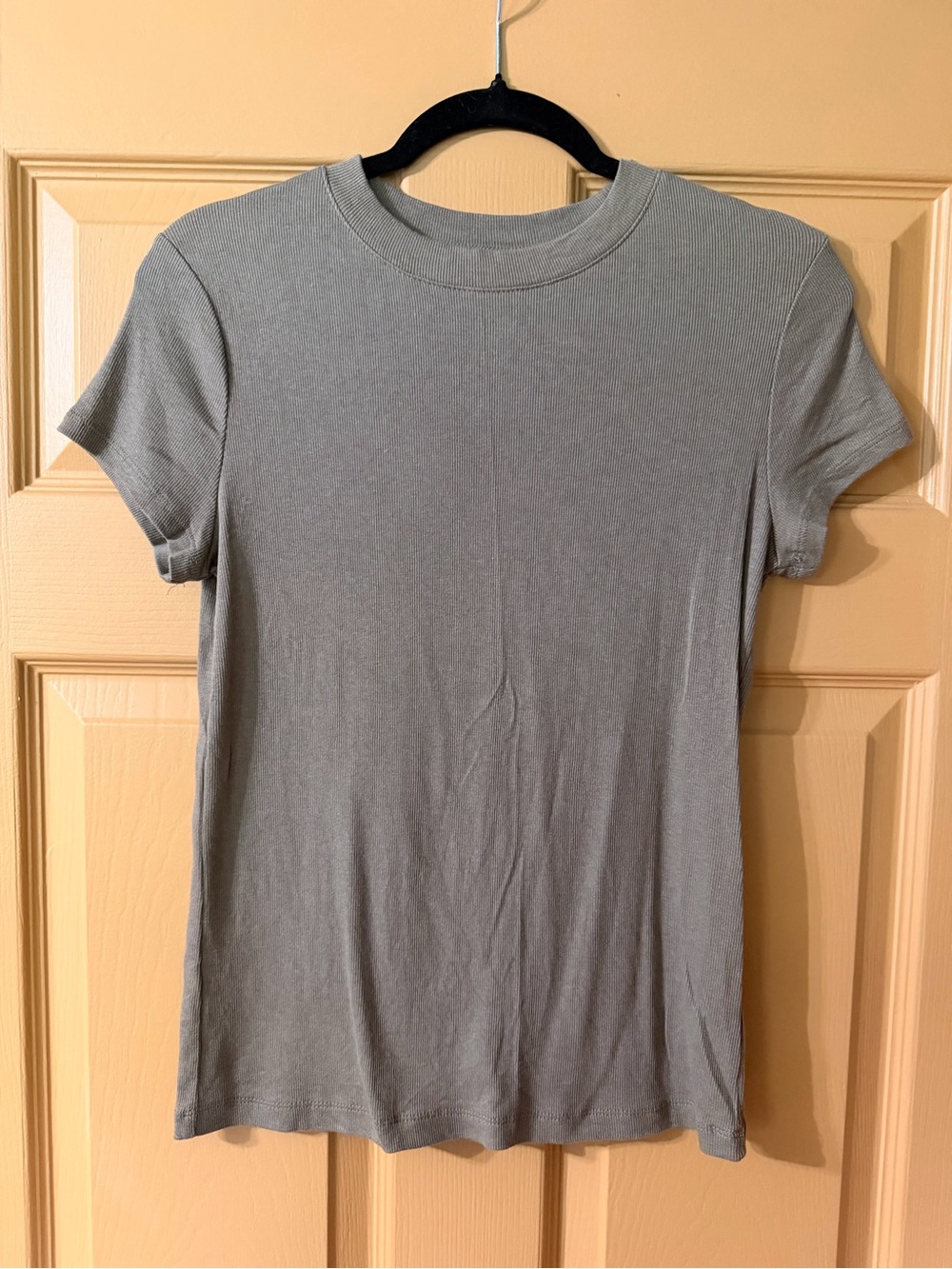 a new day Gray Short Sleeve Crewneck Tee
